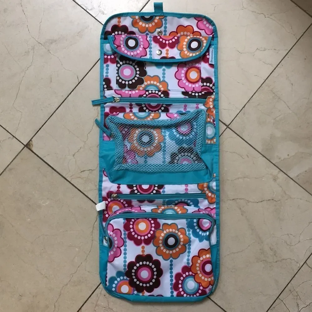 Toiletry organizer